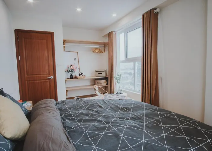 Bunhomestay ☆ Sea-view Bedroom 3br/apt☆netflix+pool☆near Harbour * Ha Long